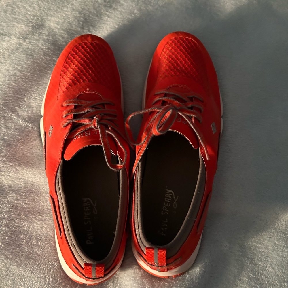 Sperrys shoes size 10 red